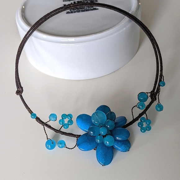 Turquoise Flower Choker Necklace For Women - Picture 4 of 11